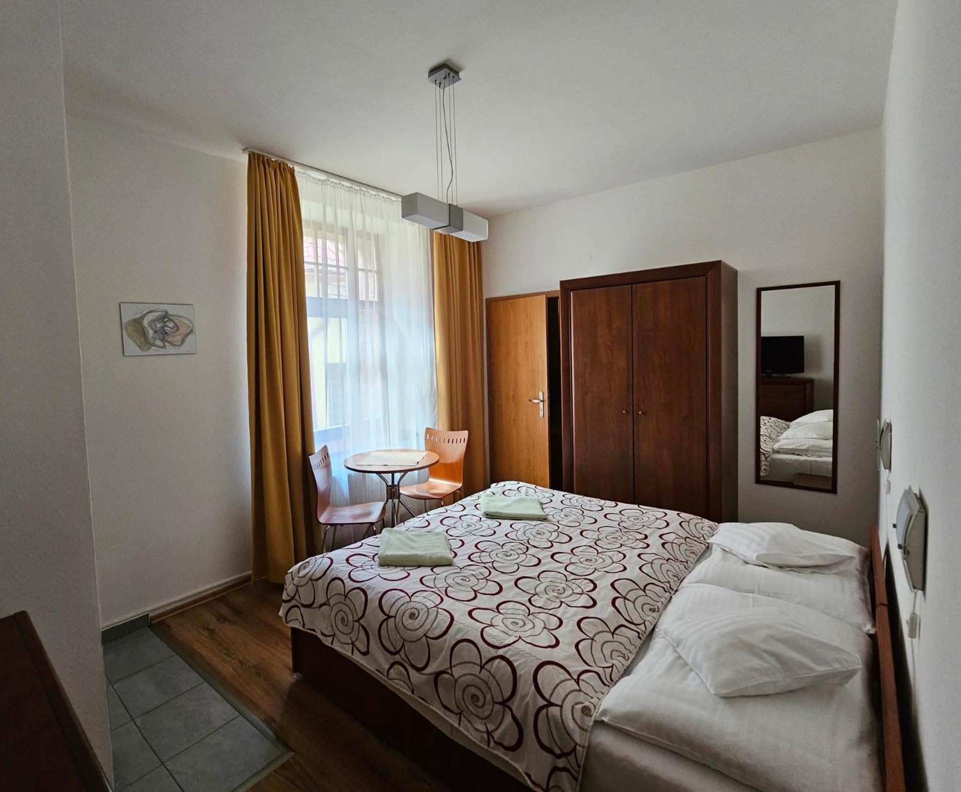 Penzion Pod Krivanom Liptovsky Hradok Exterior foto